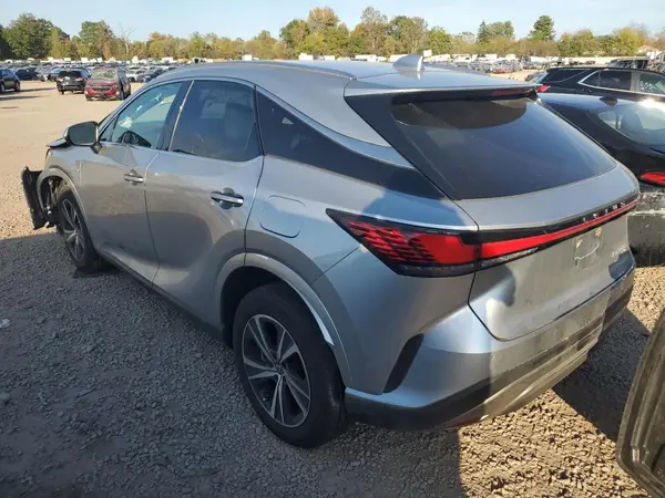 2T2BBMCA8RC023894 2024 LEXUS RX - Image 2