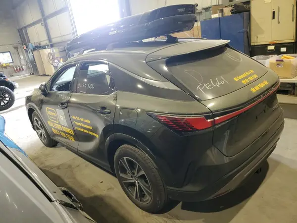 2T2BBMCA8RC034166 2024 LEXUS RX - Image 2