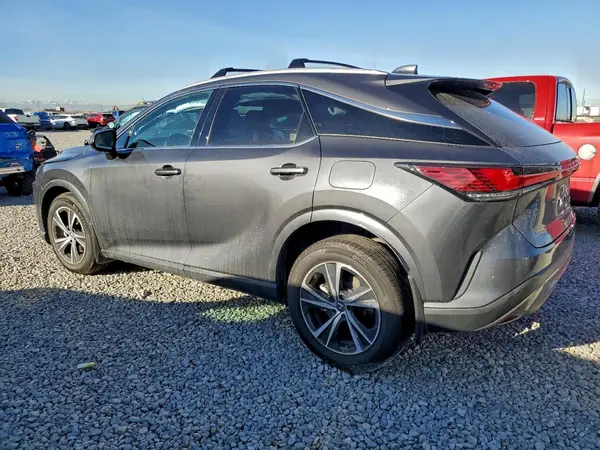 2T2BBMCA8RC035916 2024 LEXUS RX - Image 2