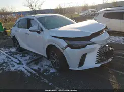 2T2BBMCA8RC055678 2024 LEXUS RX