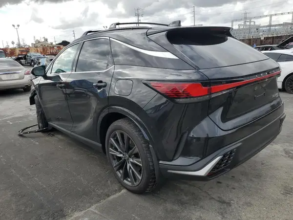 2T2BBMCA8SC077637 2025 LEXUS RX - Image 2