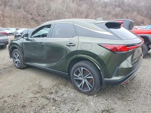 2T2BBMCA8SC084488 2025 LEXUS RX - Image 2