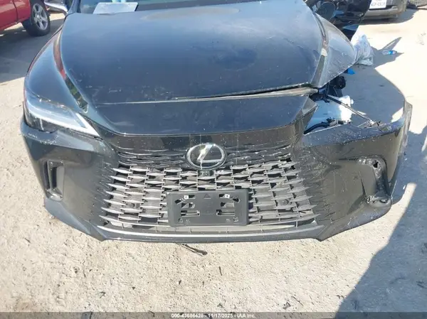 2T2BBMCA8SC090470 2025 LEXUS RX - Image 8
