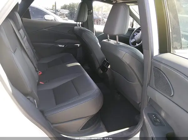 2T2BBMCA8TC108984 2026 LEXUS RX - Image 8
