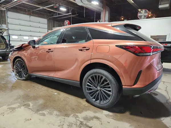 2T2BBMCA8TC125011 2026 LEXUS RX - Image 2