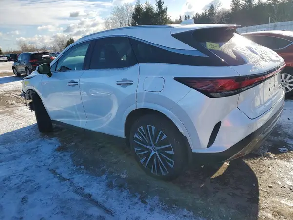 2T2BBMCA9PC007541 2023 LEXUS RX - Image 2
