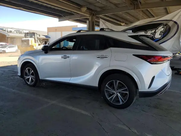 2T2BBMCA9PC012481 2023 LEXUS RX - Image 2
