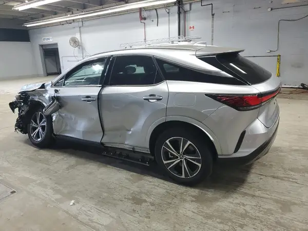 2T2BBMCA9PC017373 2023 LEXUS RX - Image 2