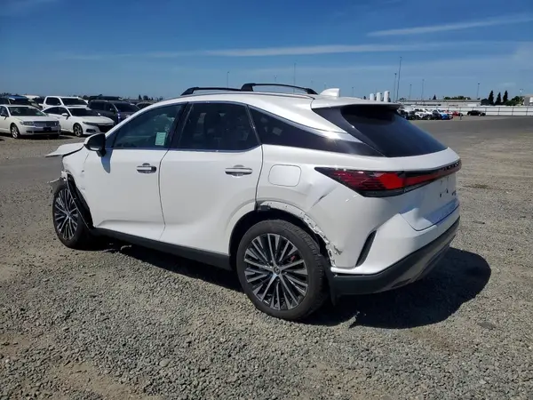 2T2BBMCA9RC032734 2024 LEXUS RX - Image 2