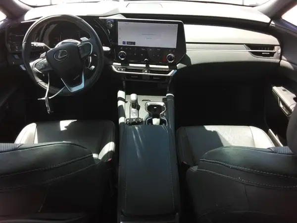 2T2BBMCA9RC032734 2024 LEXUS RX - Image 8