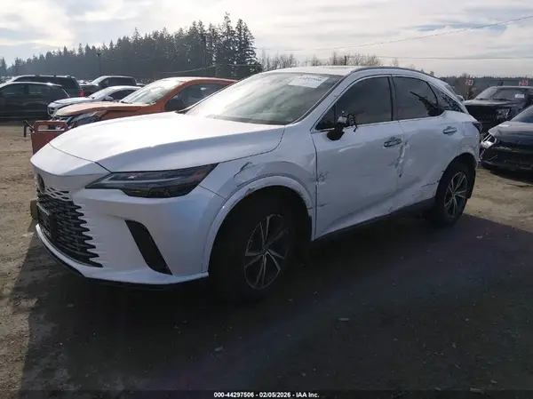 2T2BBMCA9RC036170 2024 LEXUS RX - Image 2
