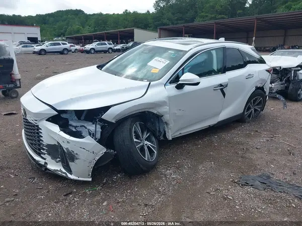 2T2BBMCA9RC037867 2024 LEXUS RX - Image 2