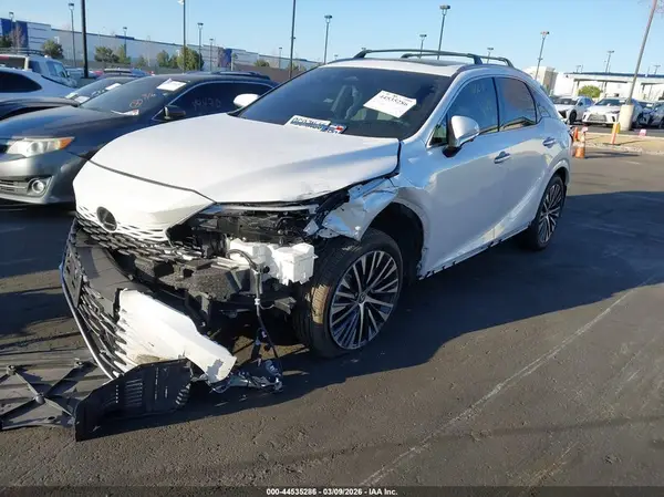 2T2BBMCA9RC059223 2024 LEXUS RX - Image 2
