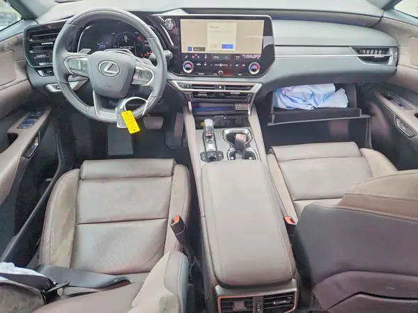 2T2BBMCA9SC070745 2025 LEXUS RX - Image 8