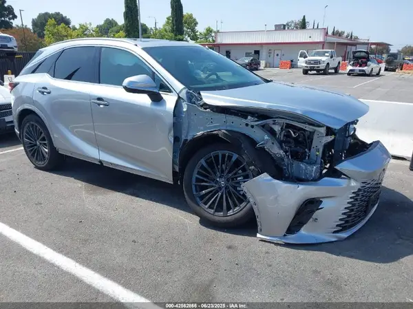 2T2BBMCA9SC072043 2025 LEXUS RX - Image 1