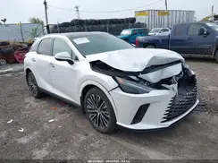 2T2BBMCA9SC074035 2025 LEXUS RX