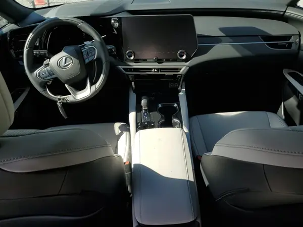 2T2BBMCA9SC079235 2025 LEXUS RX - Image 8