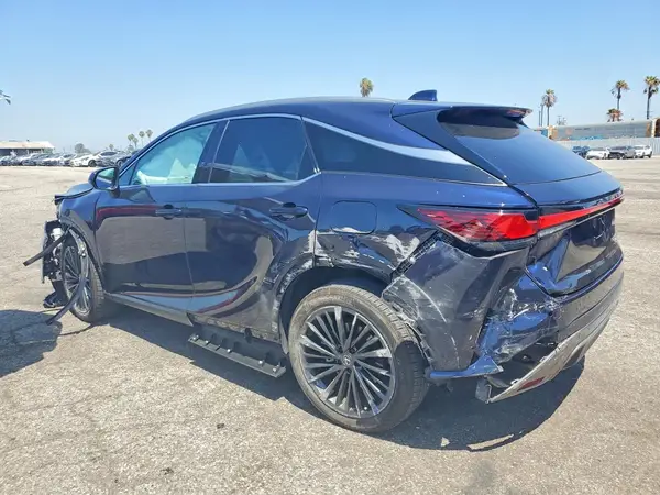2T2BBMCA9SC092910 2025 LEXUS RX - Image 2