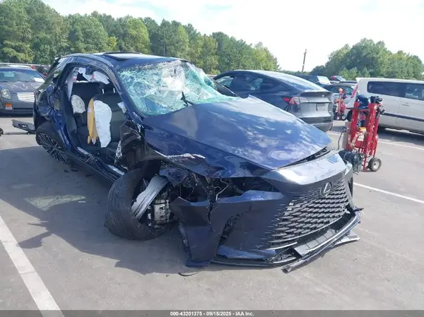 2T2BBMCAXPC003983 2023 LEXUS RX - Image 1