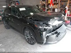 2T2BBMCAXPC005166 2023 LEXUS RX