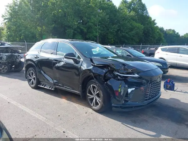 2T2BBMCAXPC013056 2023 LEXUS RX - Image 1