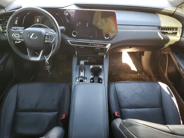 2T2BBMCAXPC016930 2023 LEXUS RX - Image 8