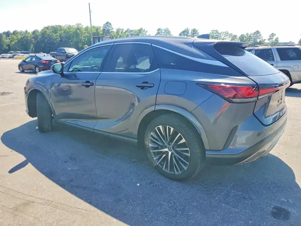 2T2BBMCAXRC032032 2024 LEXUS RX - Image 2