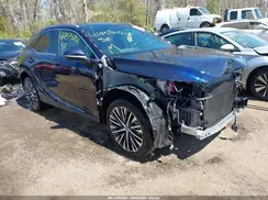 2T2BBMCAXRC055195 2024 LEXUS RX