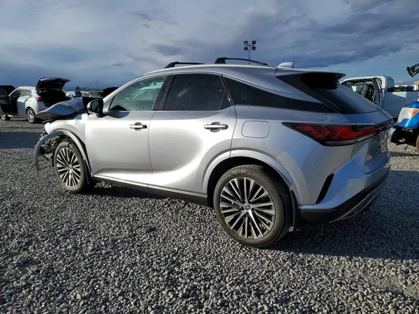 2T2BBMCAXRC058758 2024 LEXUS RX - Image 2