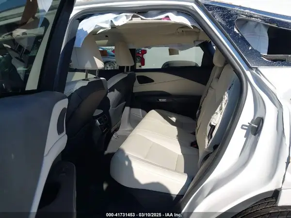 2T2BBMCAXRC061031 2024 LEXUS RX - Image 8