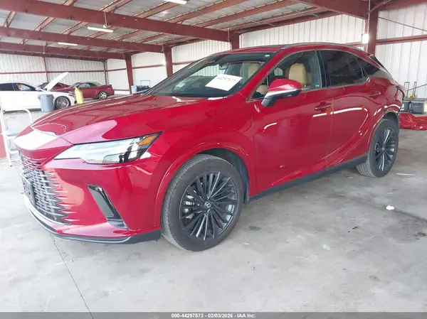 2T2BBMCAXRC063295 2024 LEXUS RX - Image 2