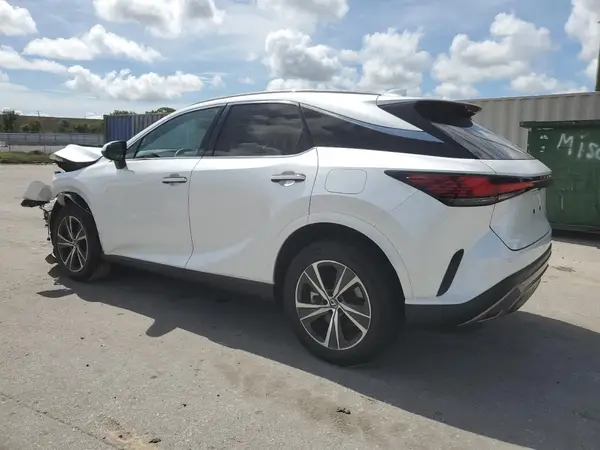 2T2BBMCAXRC063829 2024 LEXUS RX - Image 2