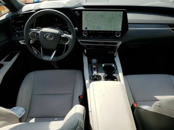 2T2BBMCAXSC072987 2025 LEXUS RX - Image 8
