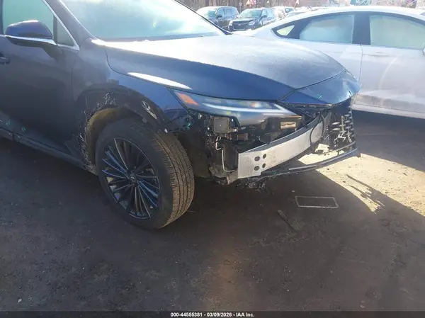 2025 LEXUS RX auction photo 6