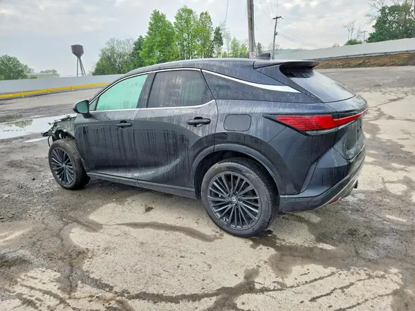 2T2BBMCAXSC079647 2025 LEXUS RX - Image 2