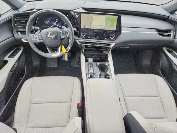 2T2BBMCAXSC079647 2025 LEXUS RX - Image 8