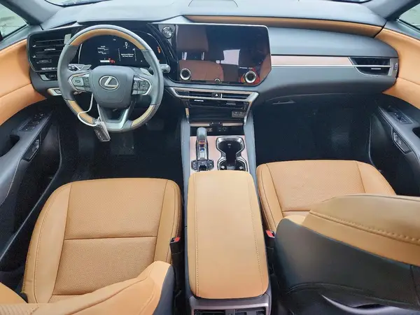 2T2BBMCAXSC085626 2025 LEXUS RX - Image 8