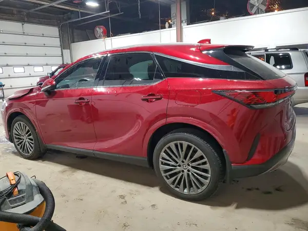 2T2BBMCAXSC085982 2025 LEXUS RX - Image 2