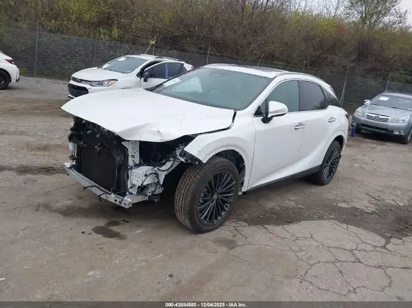 2T2BBMCAXSC098389 2025 LEXUS RX - Image 2