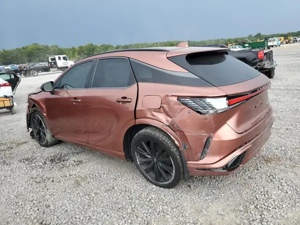 2T2BCMEA0PC003520 2023 LEXUS RX - Image 2