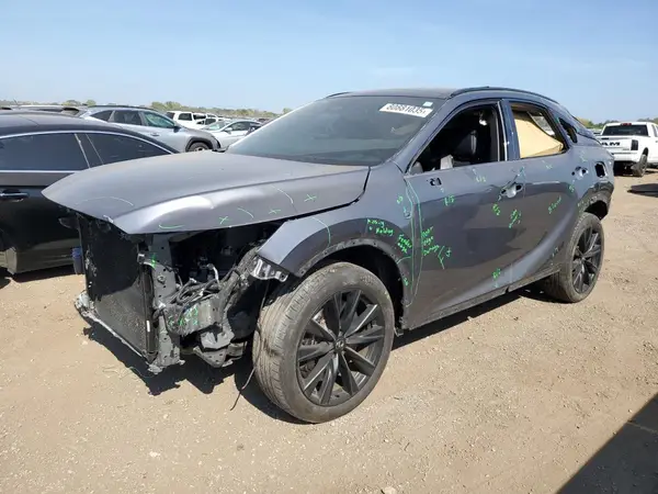 2T2BCMEA0PC004800 2023 LEXUS RX - Image 1
