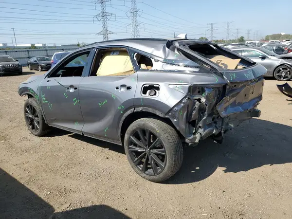 2T2BCMEA0PC004800 2023 LEXUS RX - Image 2
