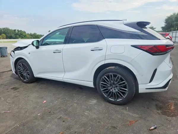 2T2BCMEA0PC008295 2023 LEXUS RX - Image 2