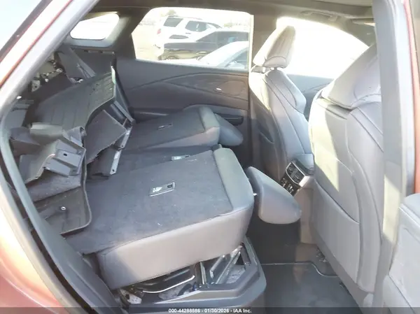 2T2BCMEA0RC013404 2024 LEXUS RX - Image 8