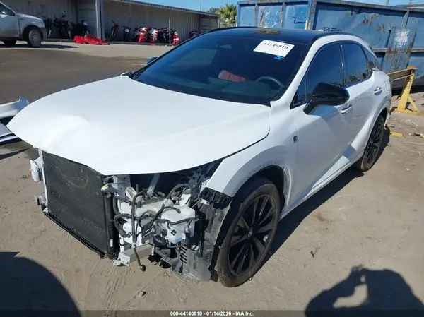 2T2BCMEA0RC014729 2024 LEXUS RX - Image 2
