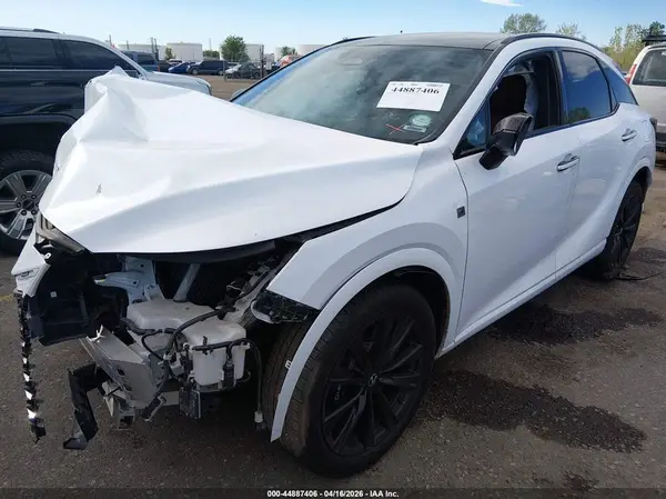 2T2BCMEA0RC015718 2024 LEXUS RX - Image 2