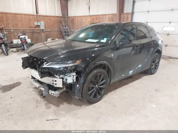 2T2BCMEA0RC017128 2024 LEXUS RX - Image 2