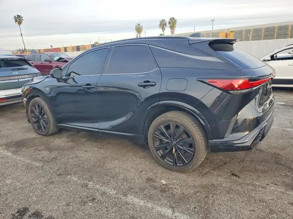2T2BCMEA0RC018960 2024 LEXUS RX - Image 2
