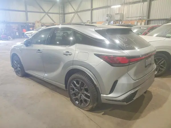 2T2BCMEA0RC018991 2024 LEXUS RX - Image 2