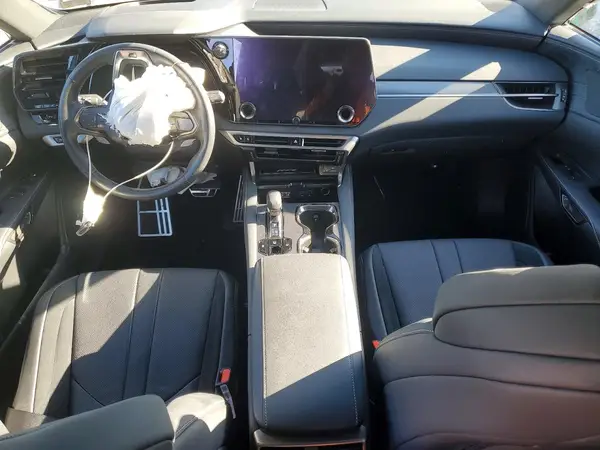 2T2BCMEA0SC020634 2025 LEXUS RX - Image 8